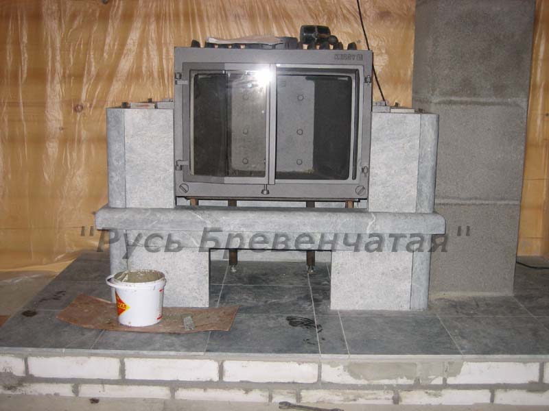 Каминная топка заняла свое место Каминная топка заняла свое место